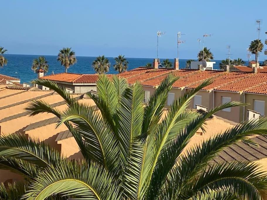 Apartamento Duplex En Primera Linea De Playa Peniscola Bagian luar foto