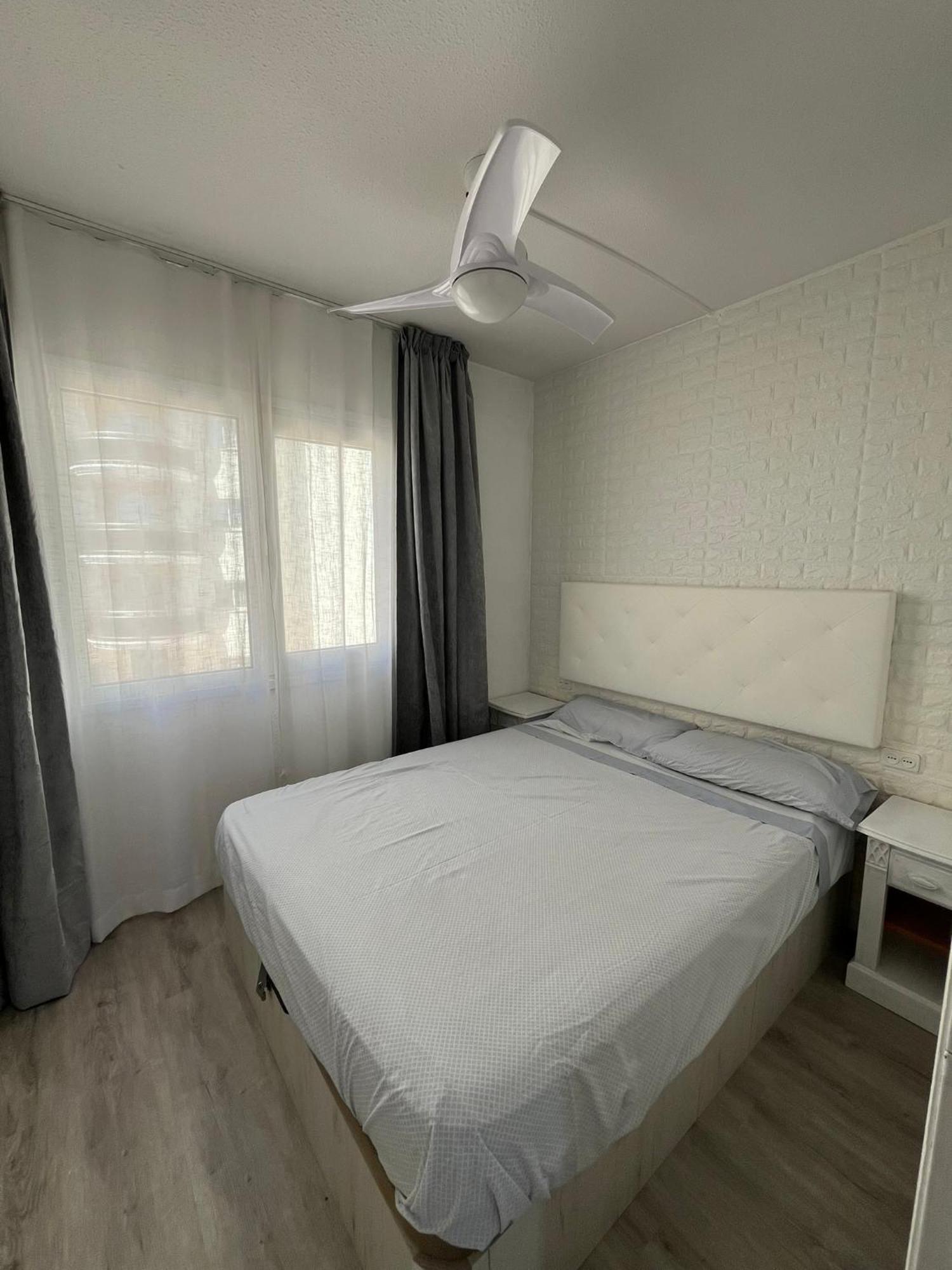 Apartamento Duplex En Primera Linea De Playa Peniscola Bagian luar foto